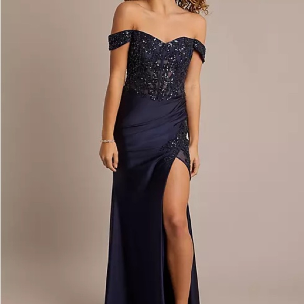 Jules and Cleo Navy Blue Sequin Appliqué Off-shoulder Sheath Dress. Size 6